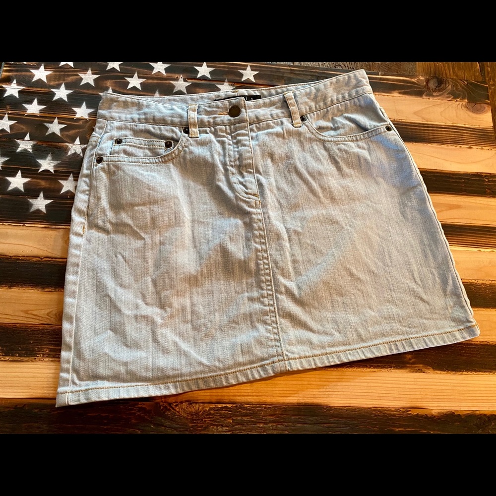 Theory Denim Skirt, Size 4 - Picture 2 of 8